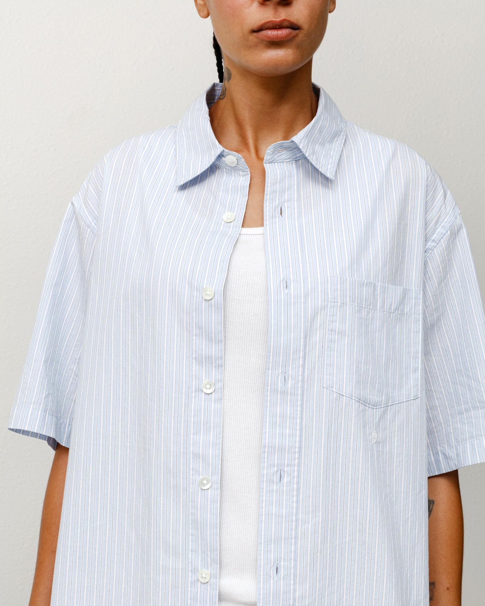 Standard Ss Shirt Unisex Short Sleeve In Blue Stripe