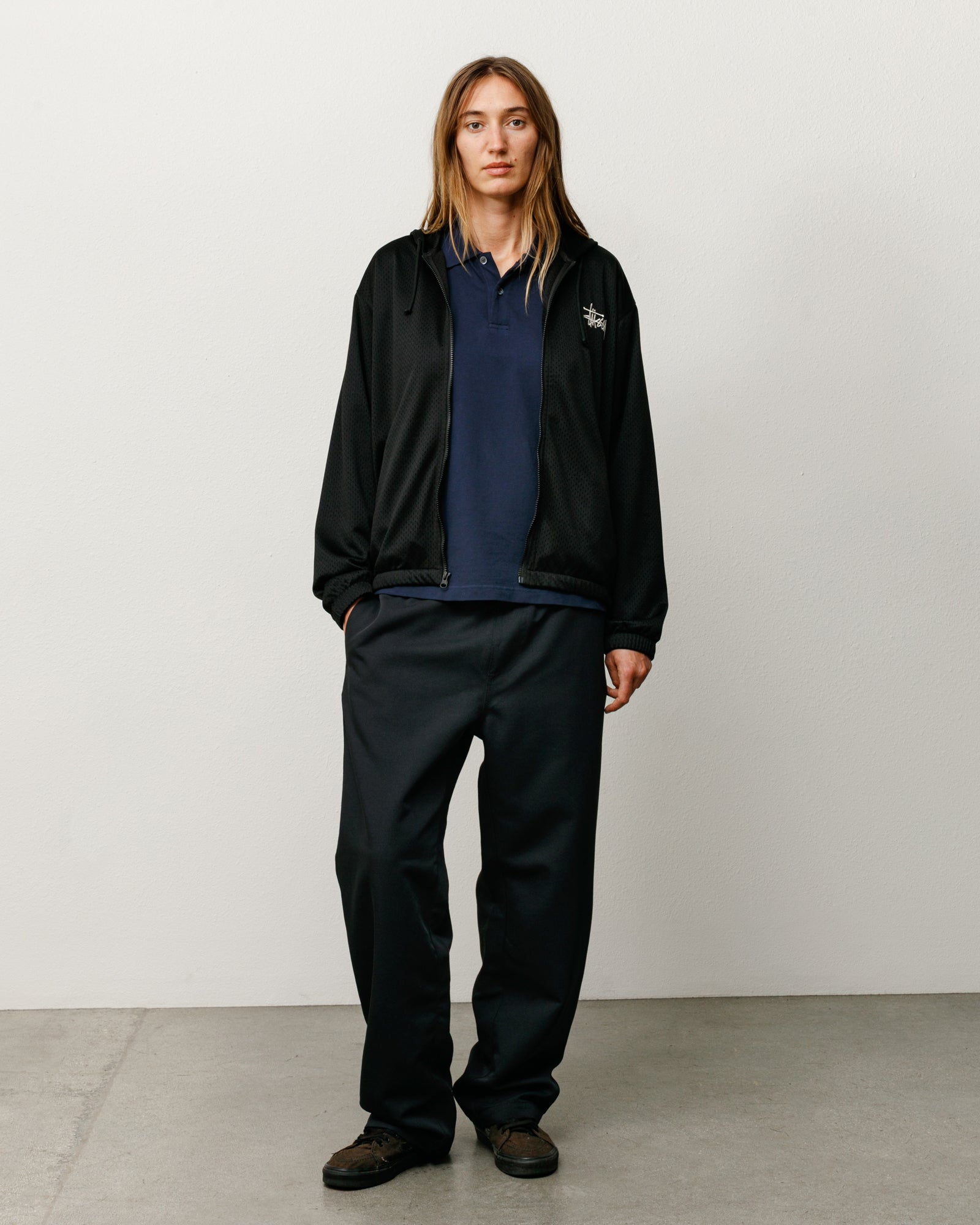 Athletic Mesh Zip Hood Unisex Long Sleeve In Black
