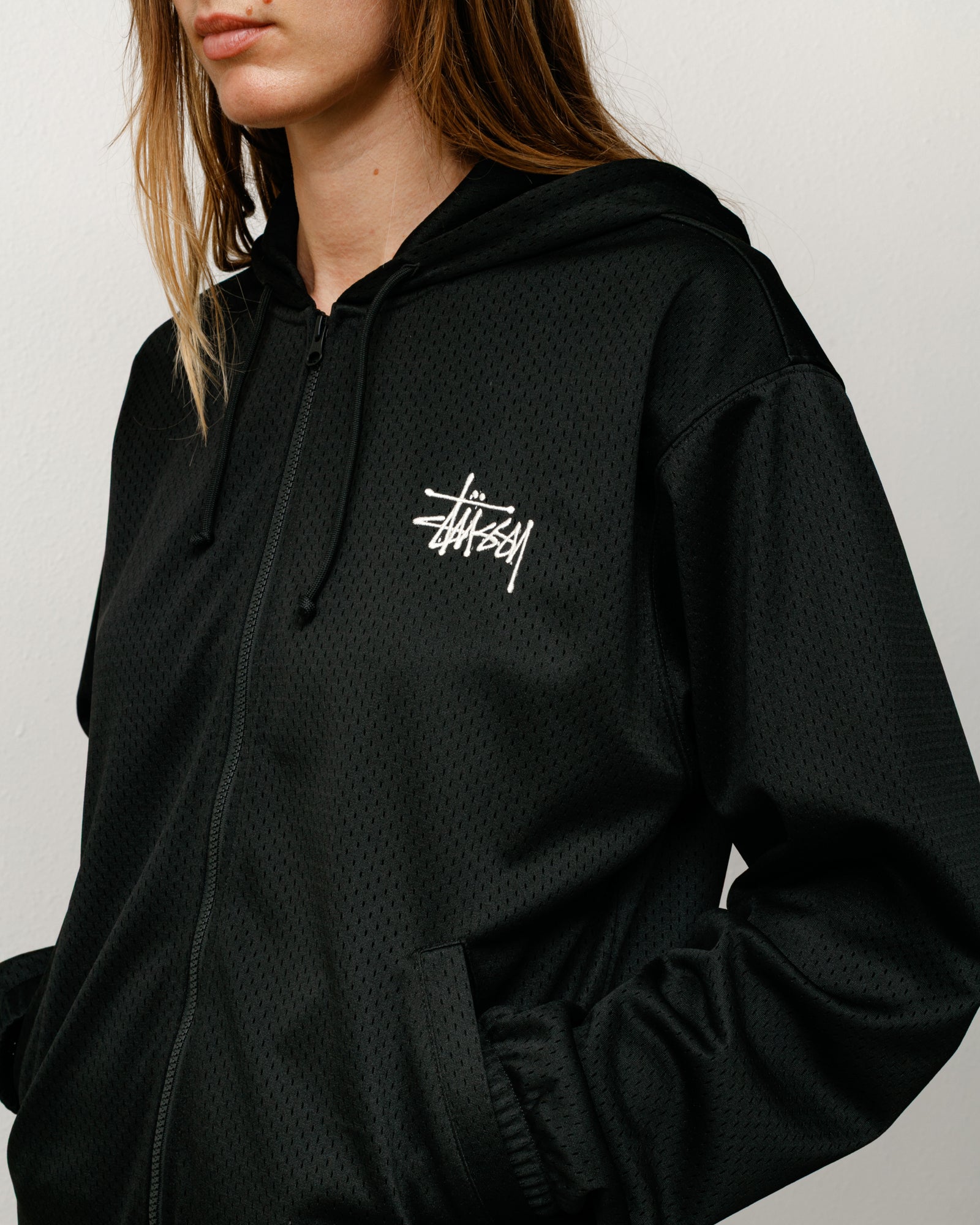 Athletic Mesh Zip Hood Unisex Long Sleeve In Black