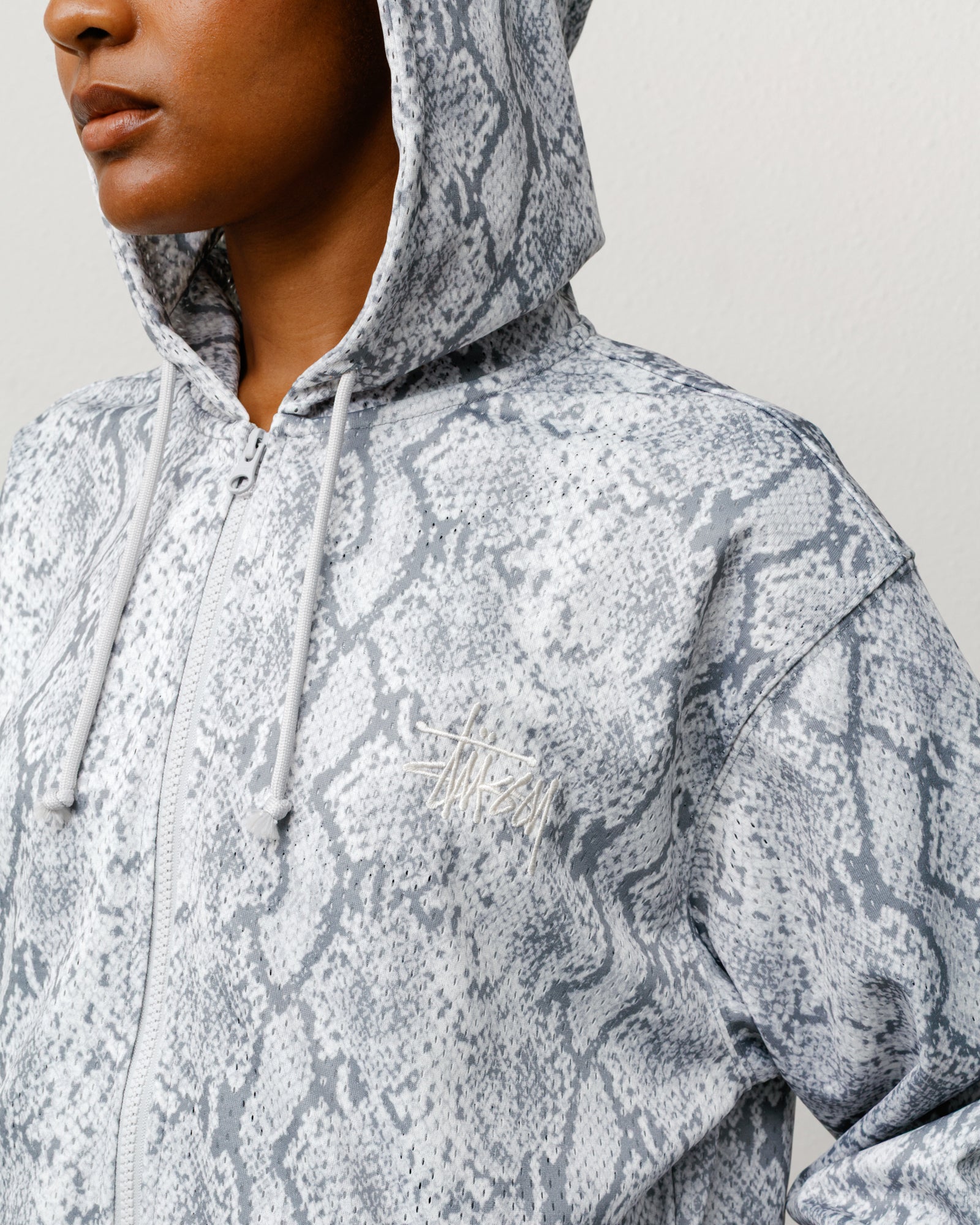 Athletic Mesh Zip Hood Unisex Long Sleeve In Snake