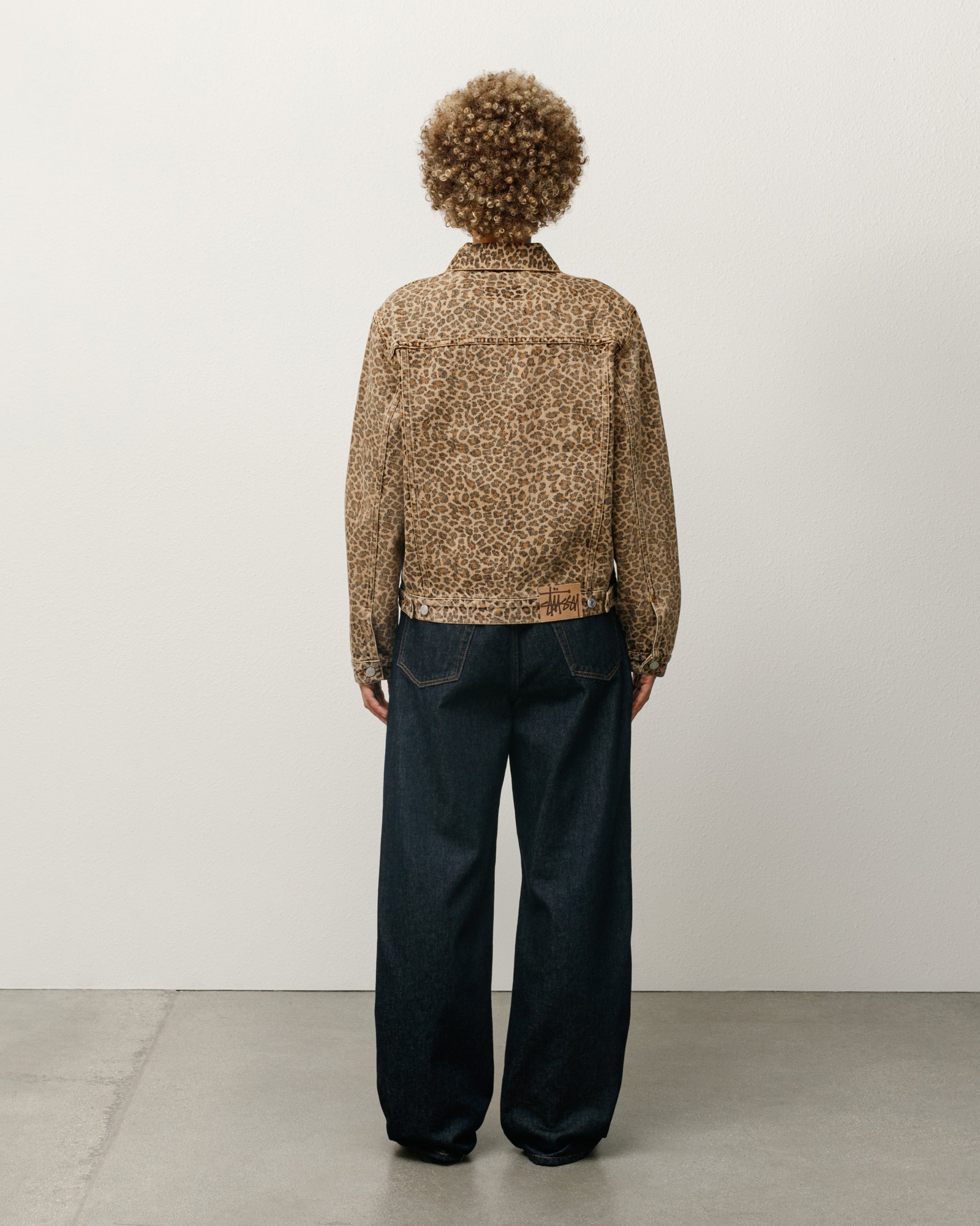 Trucker Jacket Denim – Leopard | Outerwear | Stüssy Korea