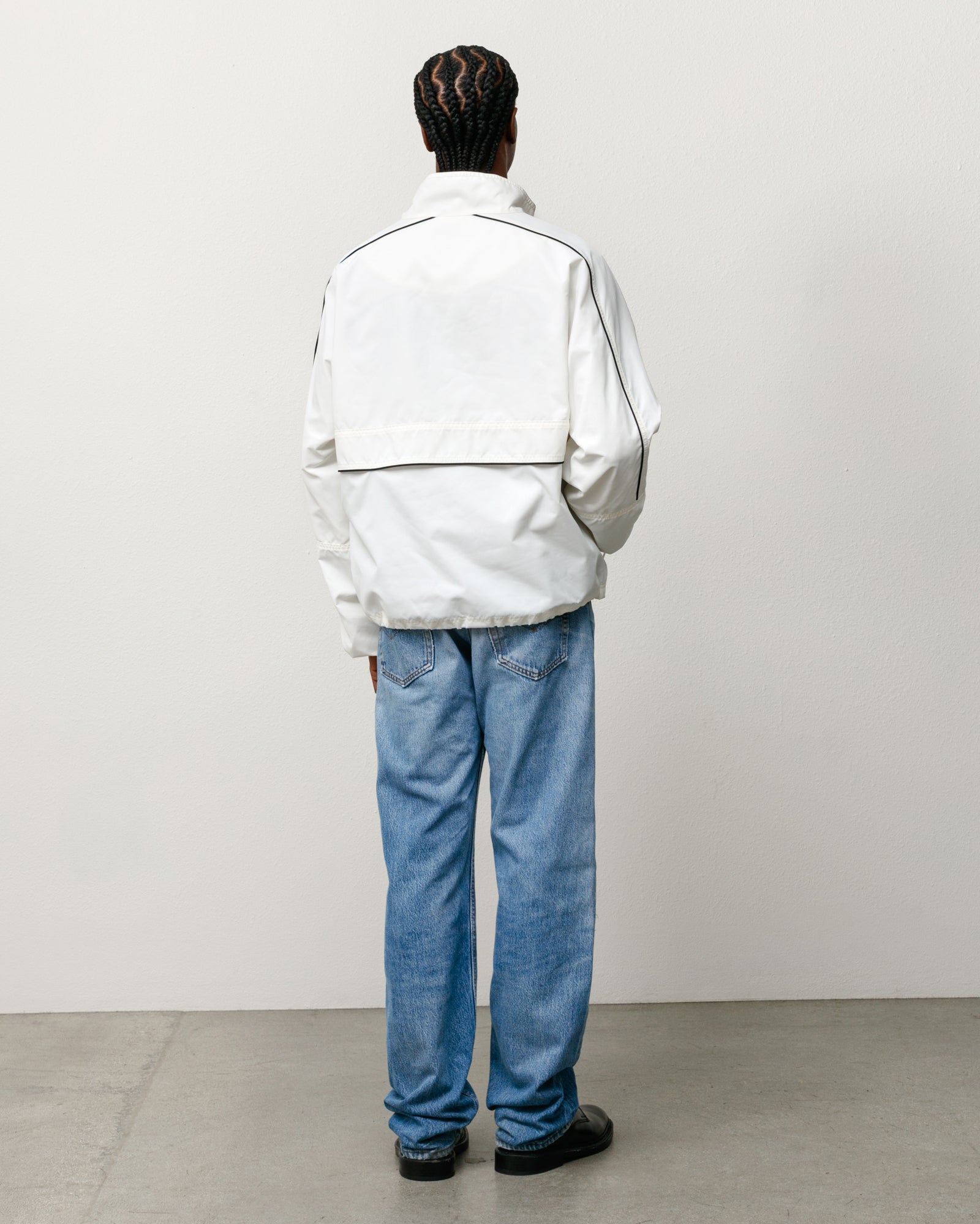 Lightweight Pullover Jacket Unisex Long Sleeve In White