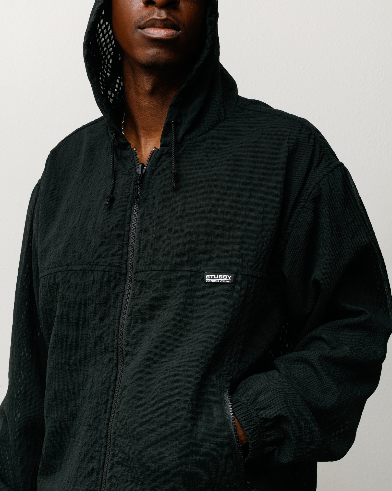 Layered Mesh Hooded Jacket Unisex Long Sleeve In Black