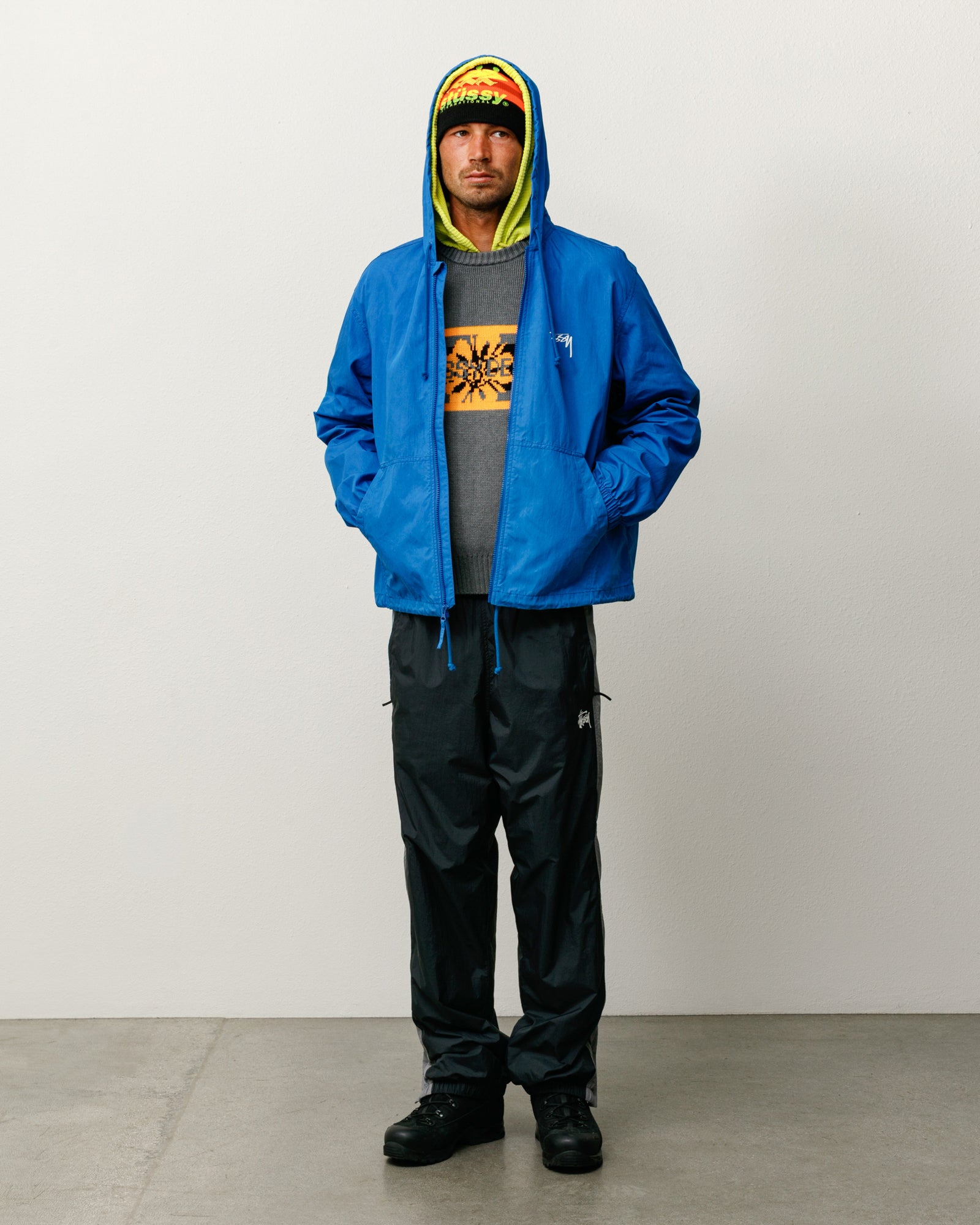 Stüssy 블루 왁스드 코튼 나일론 혼방 비치 셸 재킷, 후드와 가슴 로고 디테일