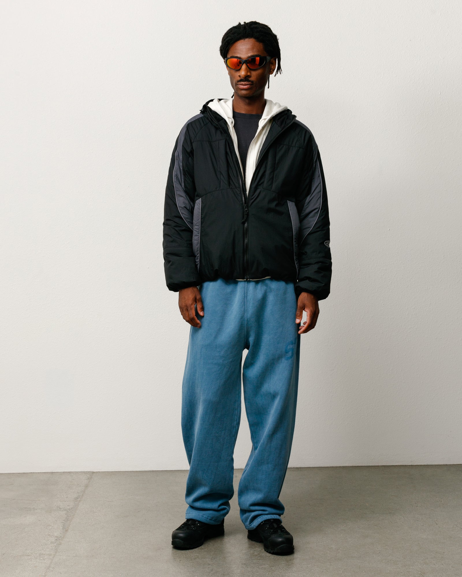 Faded Graphic Fleece Pant Unisex In Washed Navy