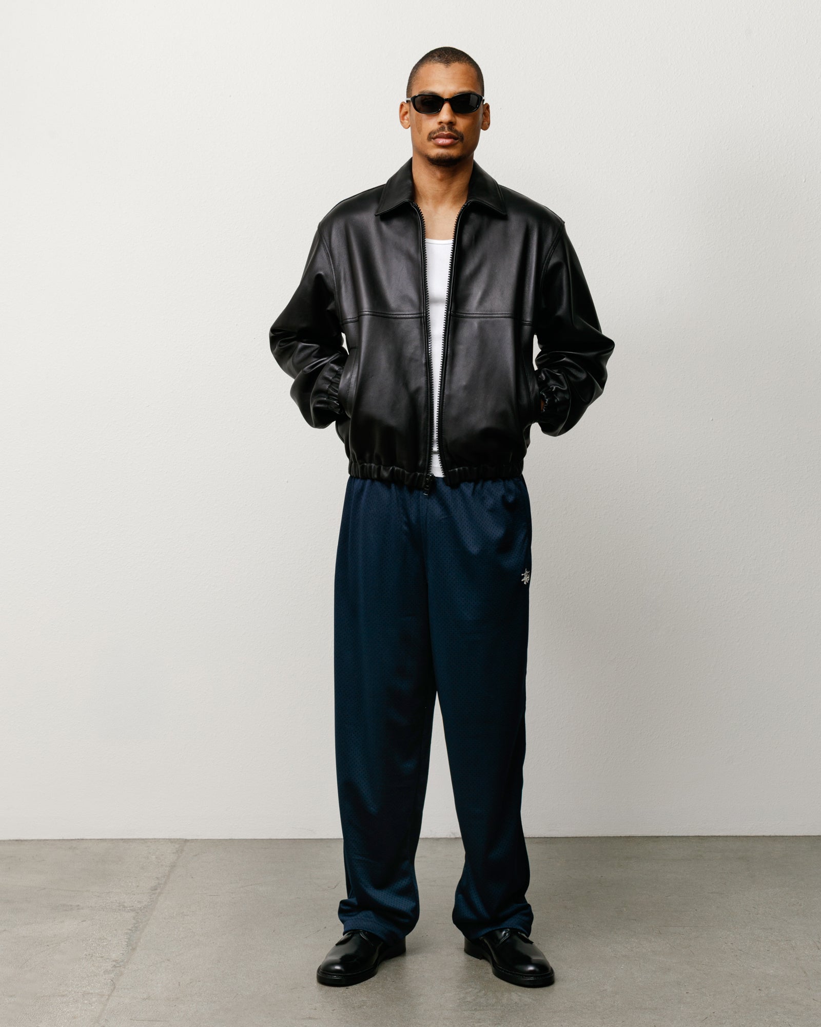 Mesh Track Pant Unisex Regular In Navy