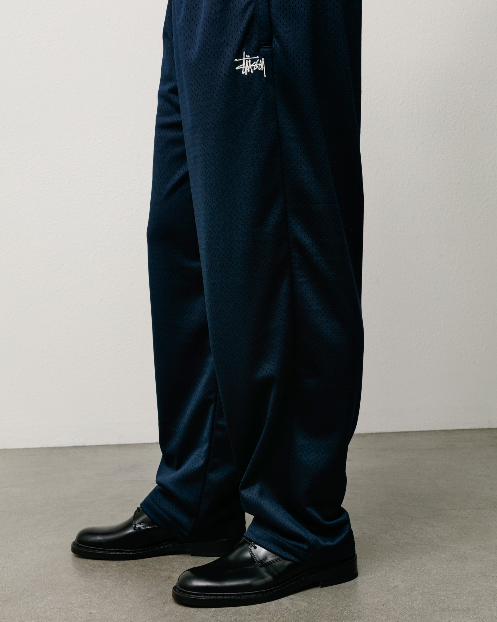 Mesh Track Pant Unisex Regular In Navy