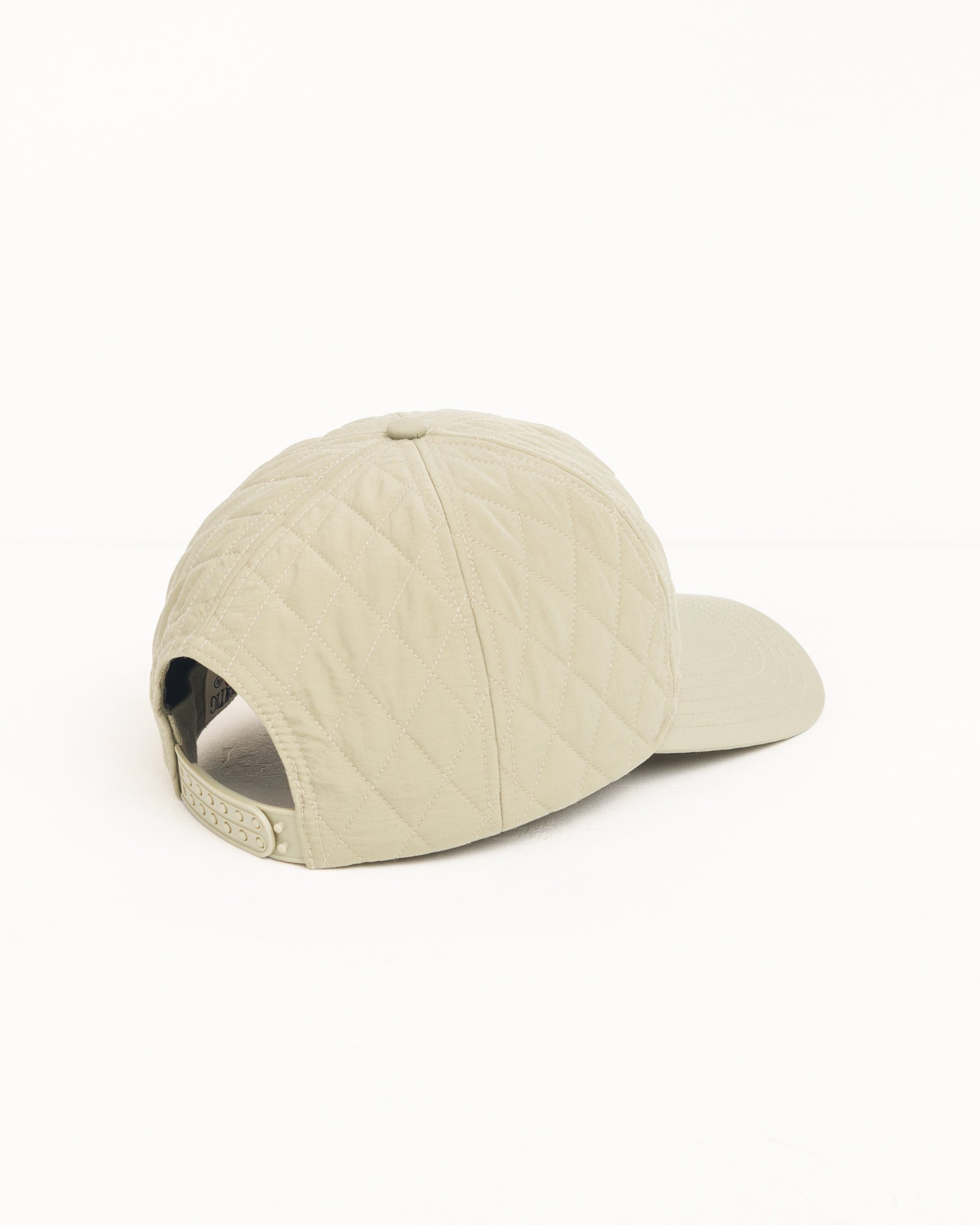 Md Quilted Surfwalk Cap Unisex In Khaki