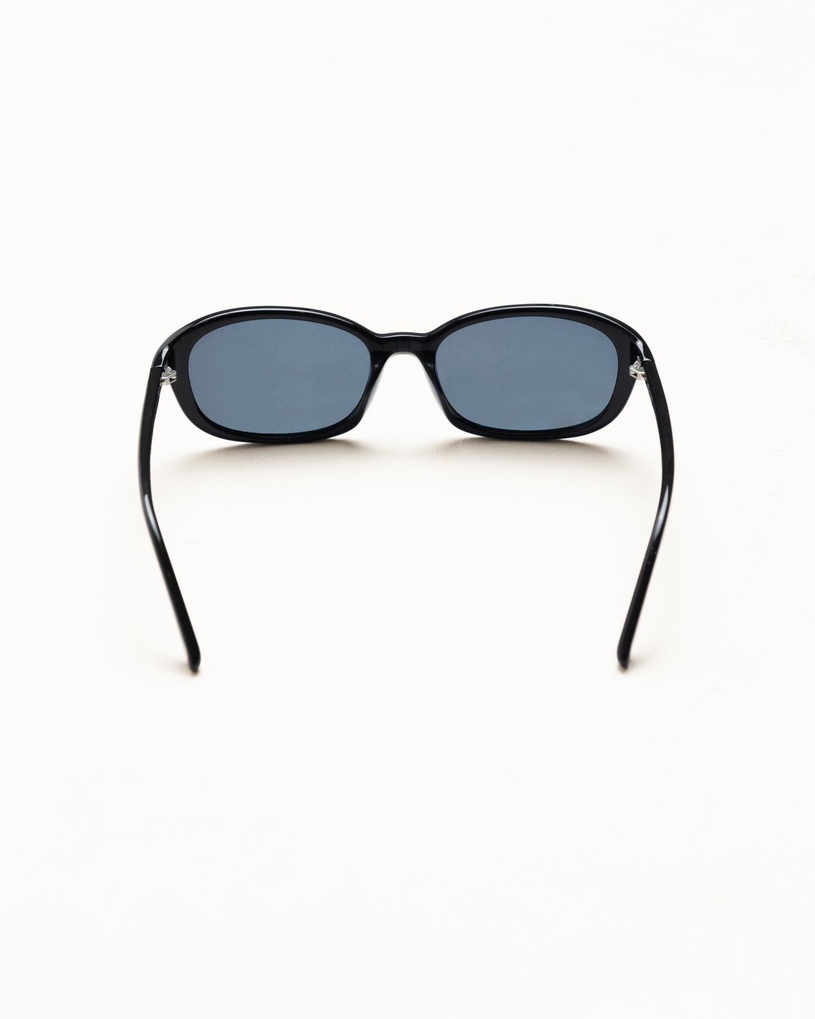 Eli Sunglasses Accessories In Black/black Lens
