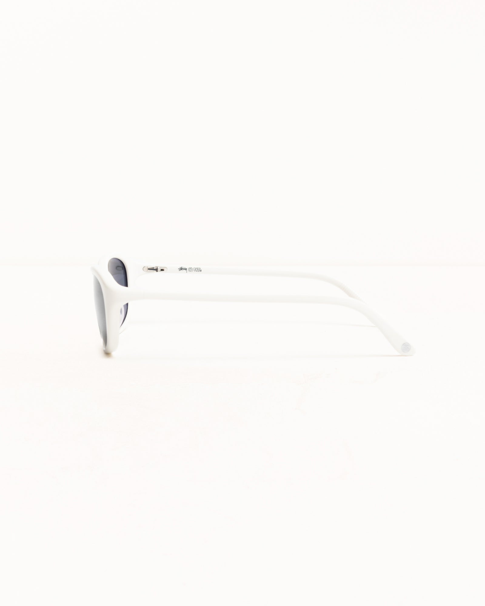 Eli Sunglasses Accessories In Cloud/black Lens