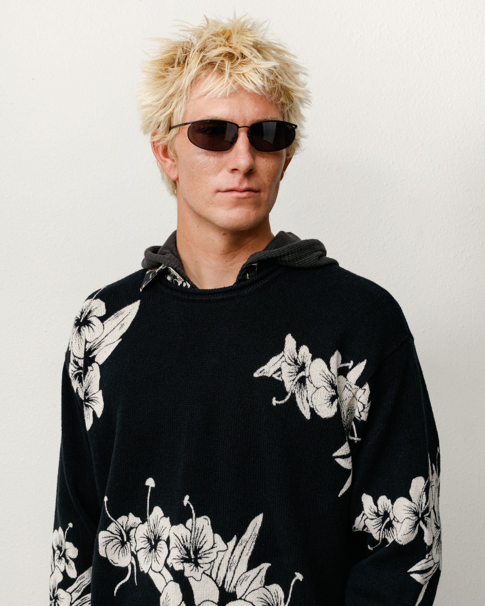 Wilkins Sunglasses Unisex In Matte Black/black