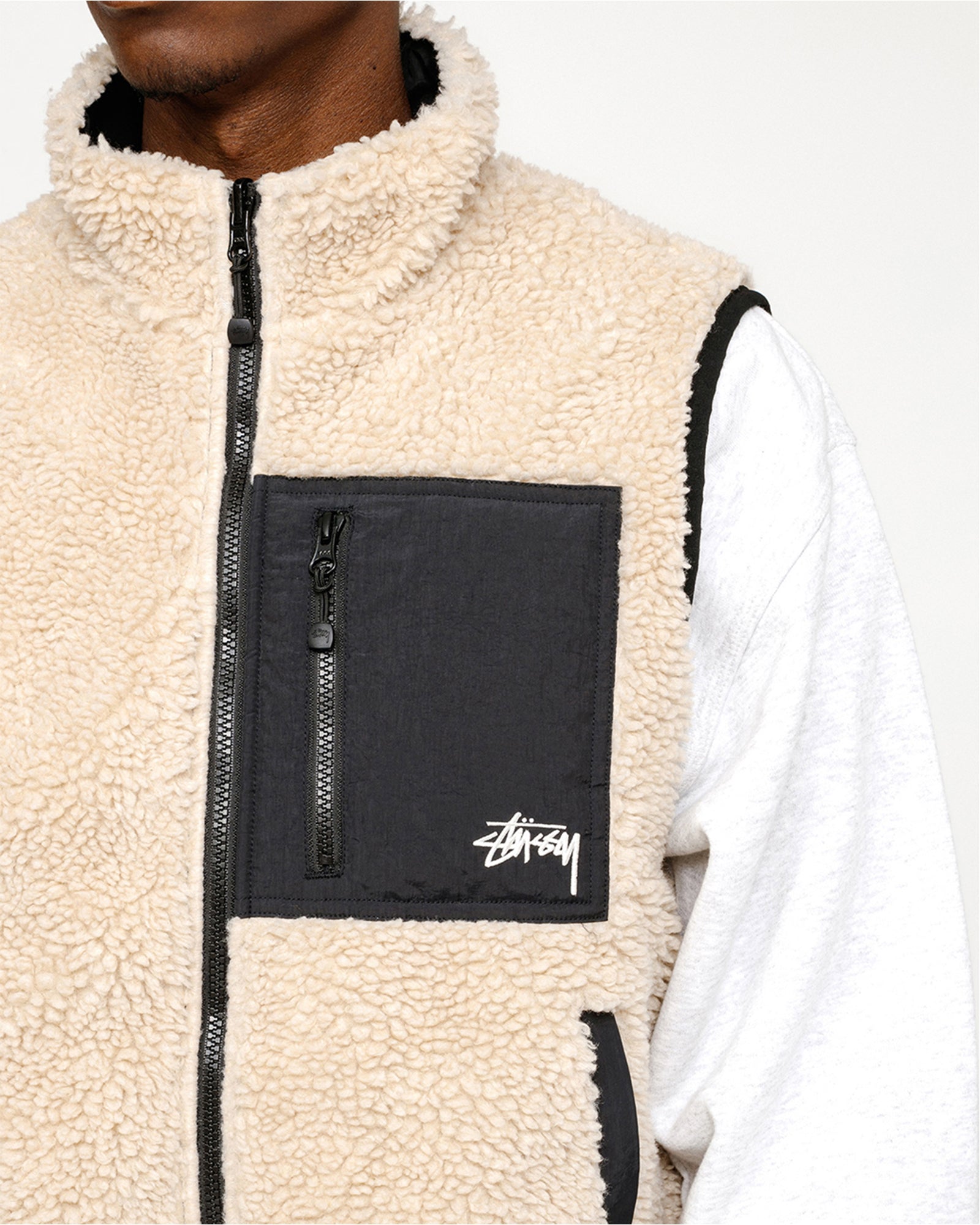 Sherpa Reversible Vest Beige Outerwear